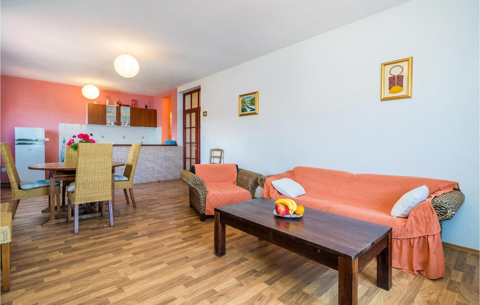 Stunning Apartment In Gruda With House Sea View Молунат Екстер'єр фото