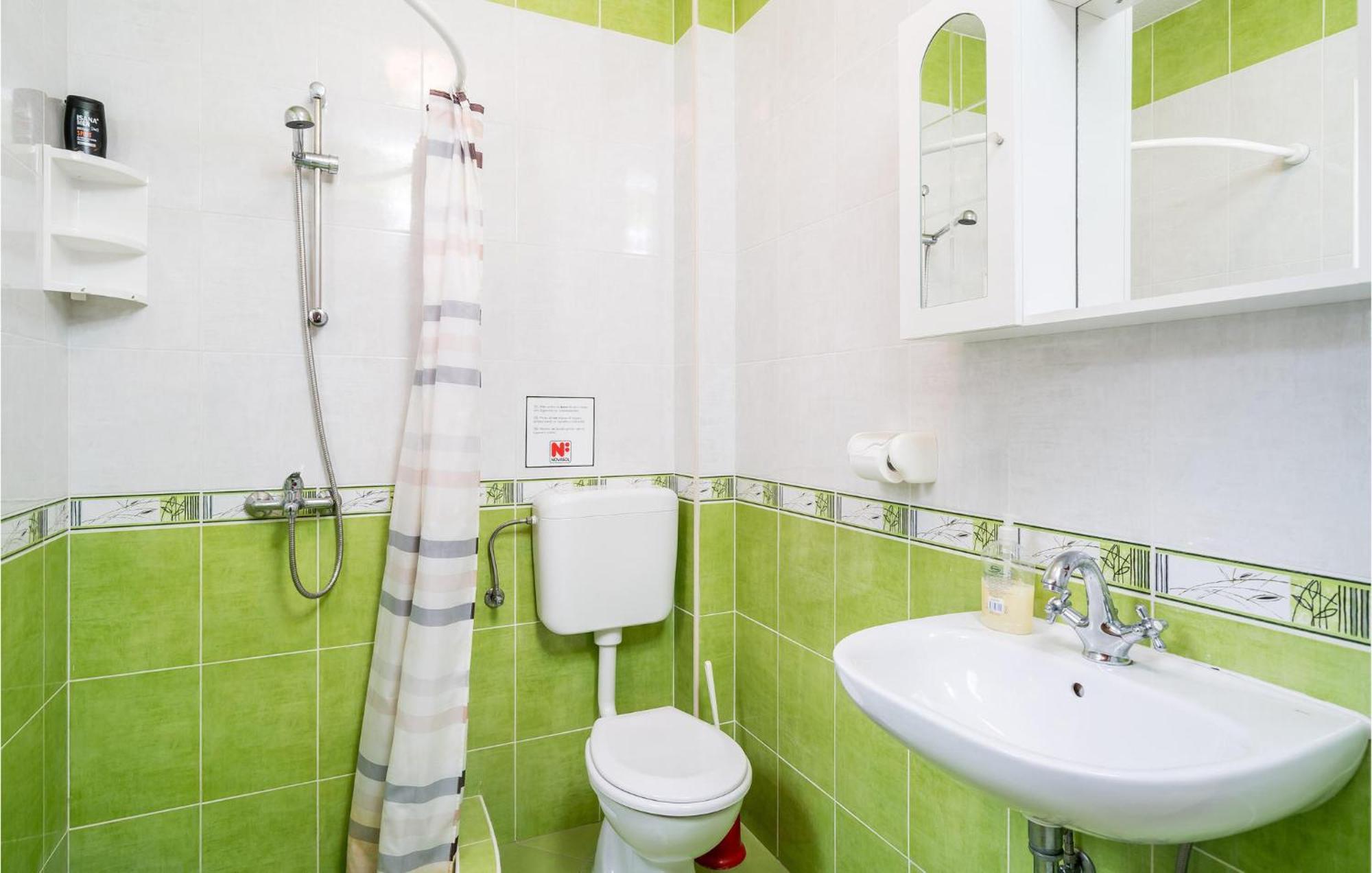 Stunning Apartment In Gruda With House Sea View Молунат Екстер'єр фото